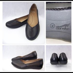Dansko Flats